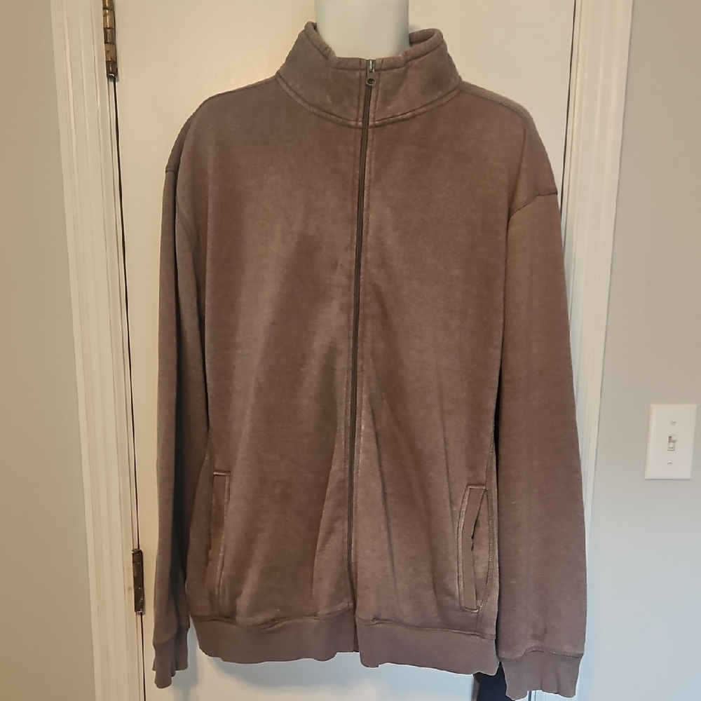 Great Northwest Clothing Company Men's Taupe Zip-Up Sweater